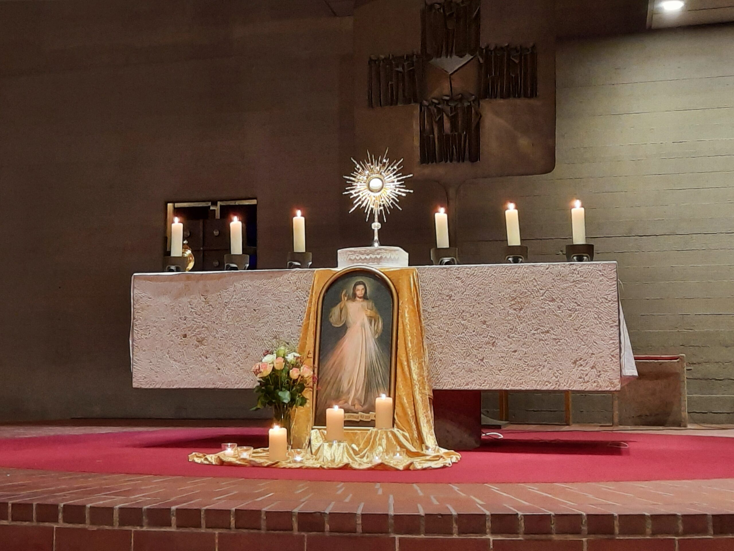 Barmherzigkeitsstunde am Herz-Jesu-Freitag mit Pfr. Hartmut Constien / 6. Dez.